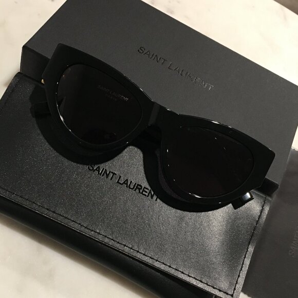 Saint Laurent Black Sunglasses SL M94 - Picture 5 of 9